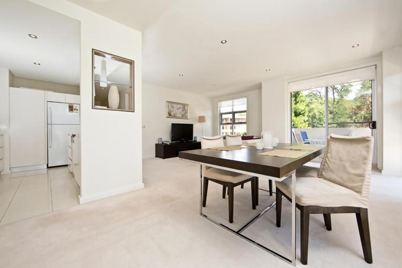 Trieste - Kingston Apartment Canberra Bagian luar foto
