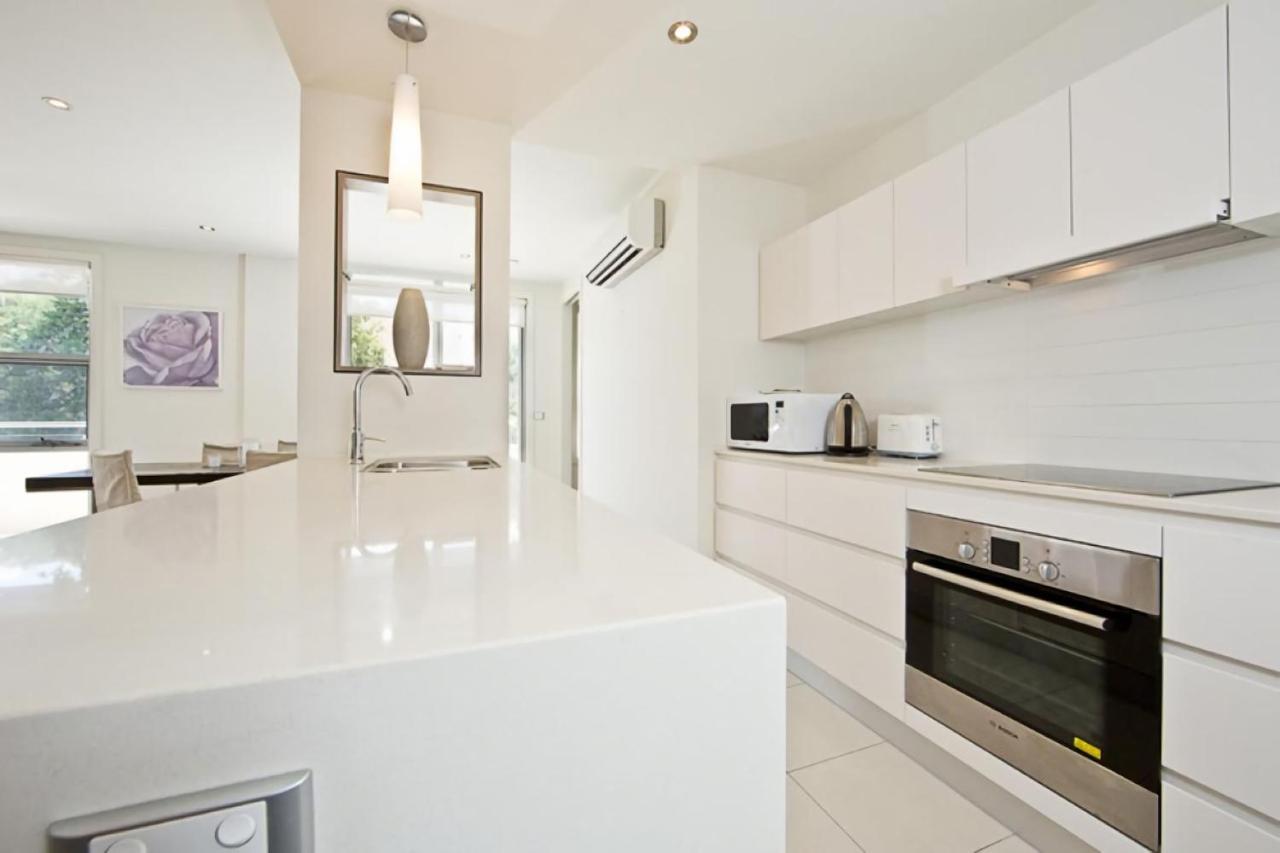 Trieste - Kingston Apartment Canberra Bagian luar foto