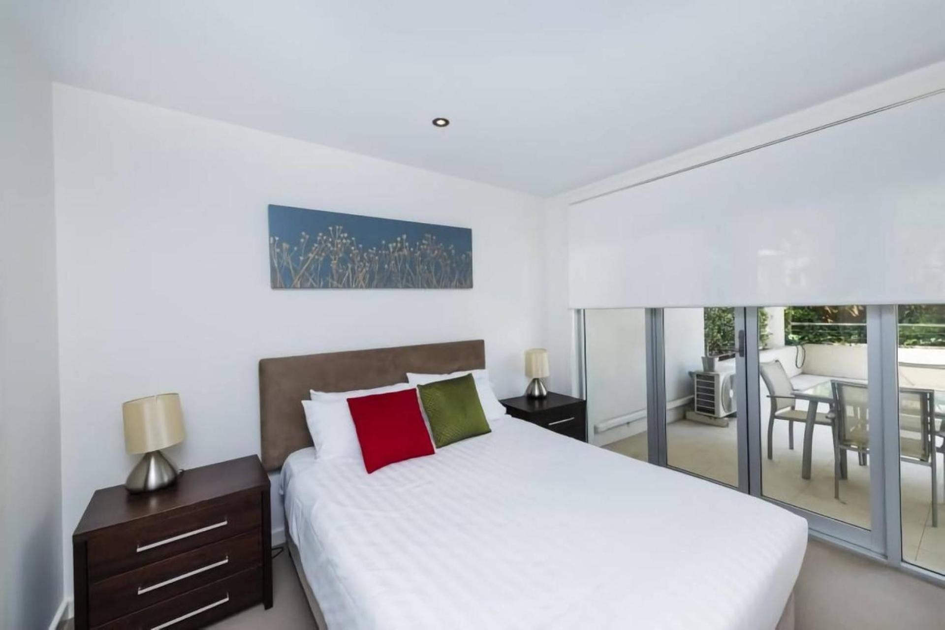 Trieste - Kingston Apartment Canberra Bagian luar foto